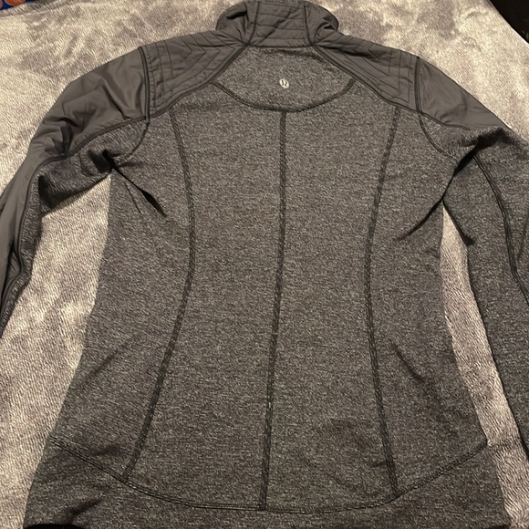 Lululemon Jacket ✨ - Picture 4 of 6